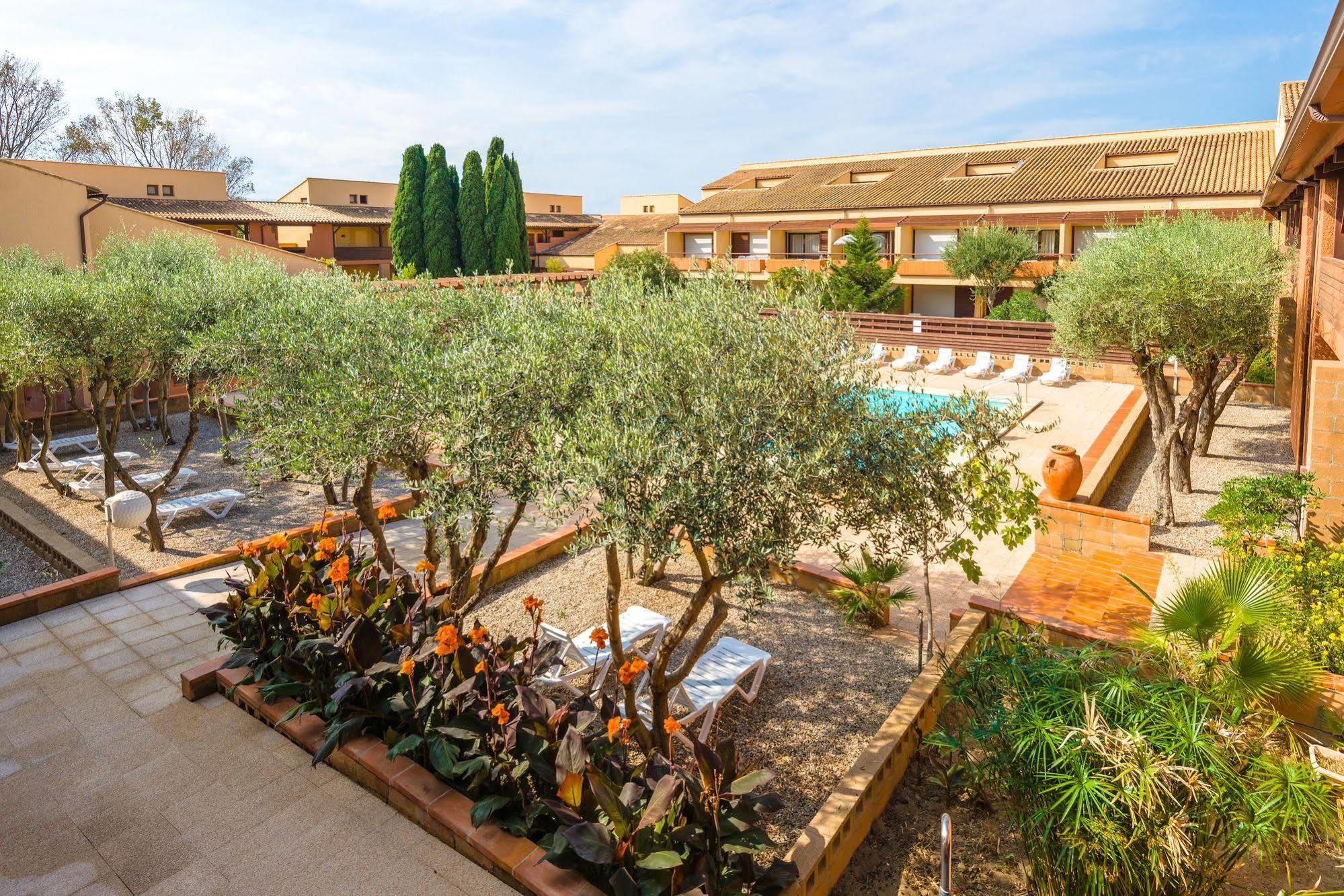 Lagrange Du Golf 2* Saint-Cyprien (Pyrenees-Orientales)
